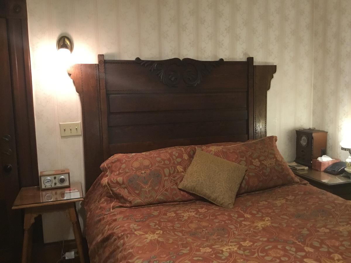 Allen House Inn Амгерст Екстер'єр фото