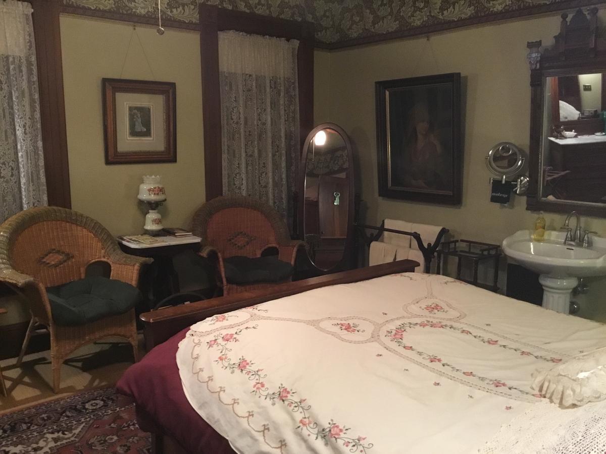 Allen House Inn Амгерст Екстер'єр фото