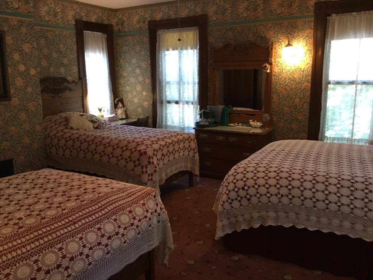 Allen House Inn Амгерст Екстер'єр фото